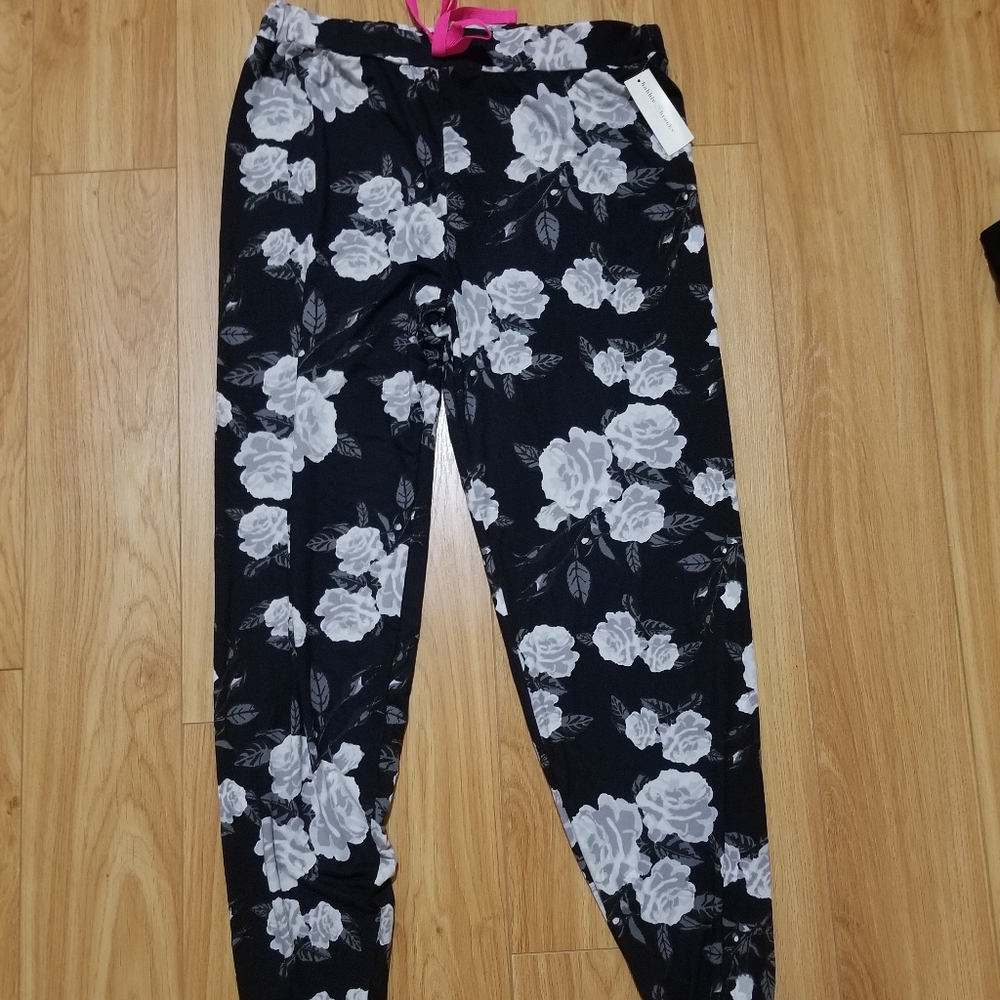Floral stretch pajama pants M